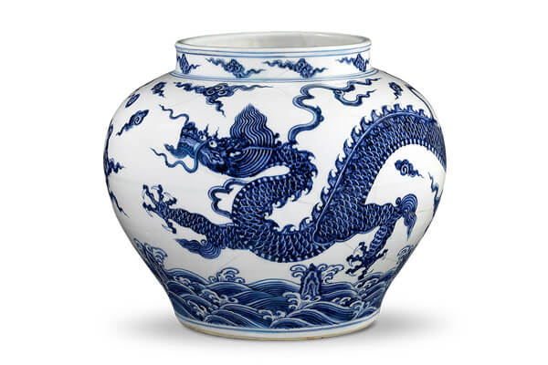 明宣德．青花云龍紋罐（高30公分）