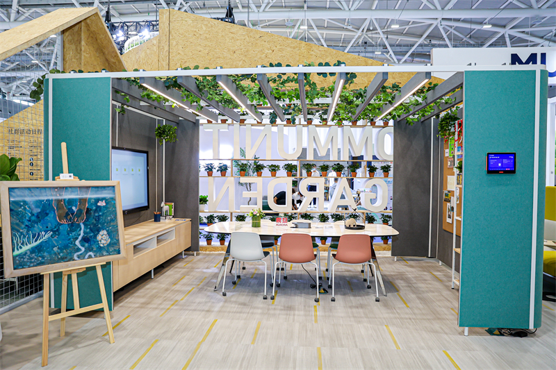 2022年7月深圳家具展，震旦家具展出「社群花園」